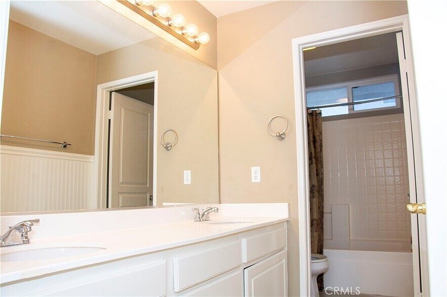Building Photo - 30432 Vineyard Ln