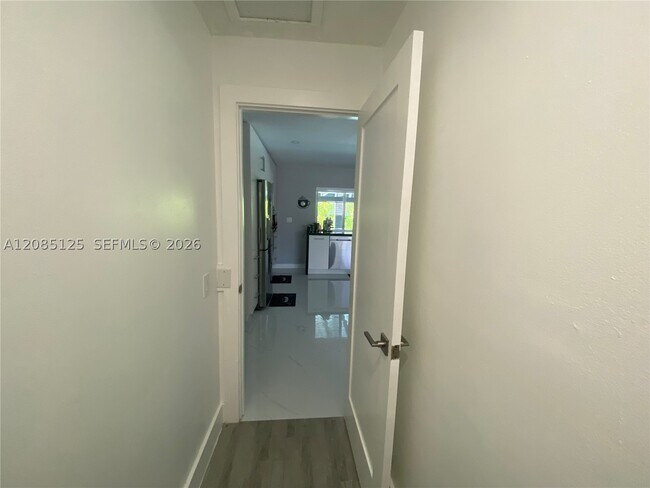 Building Photo - 7010 SW 144th Pl