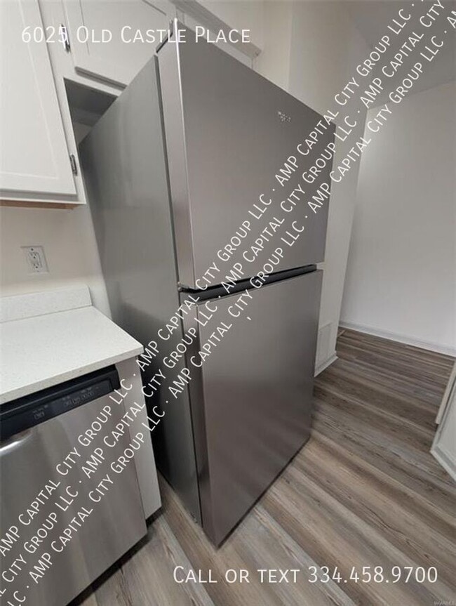 Building Photo - 6025 Old Castle Place-