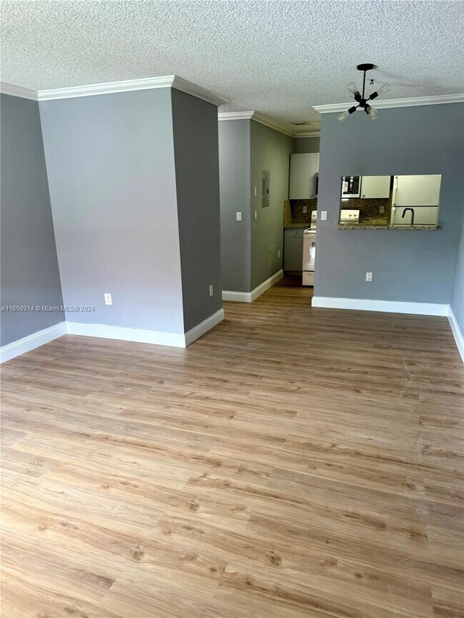 Building Photo - 7141 SW 129th Ave