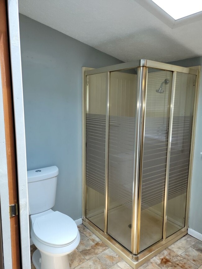 Building Photo - 3915 S Orchard Ct