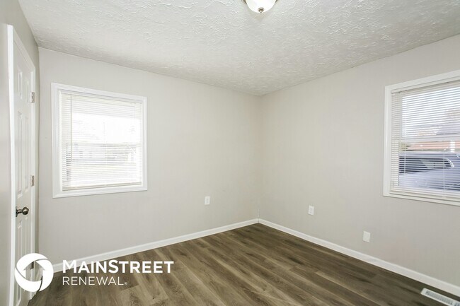 Building Photo - 5524 Marilyn Rd