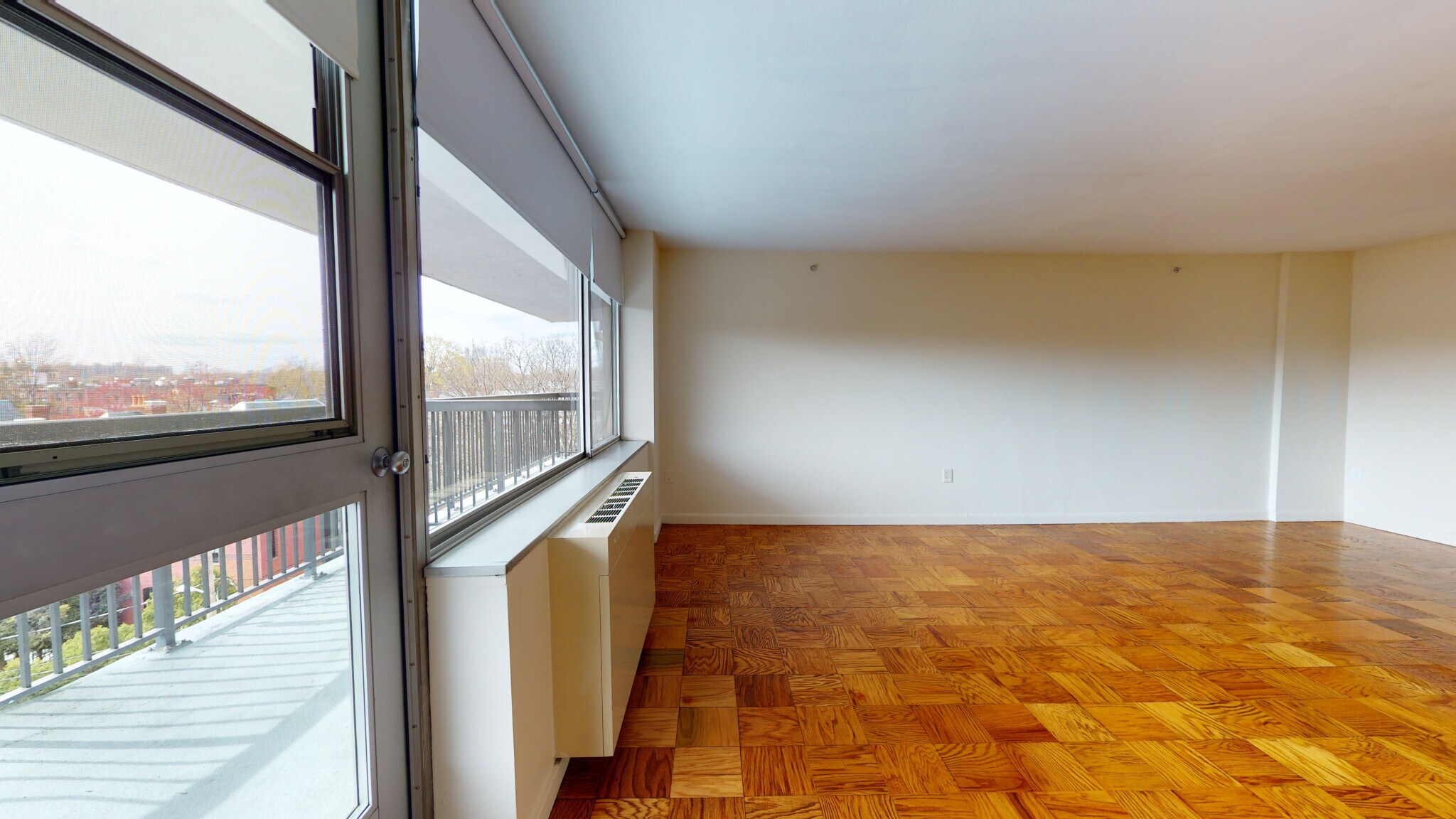 Building Photo - 75 Monmouth St