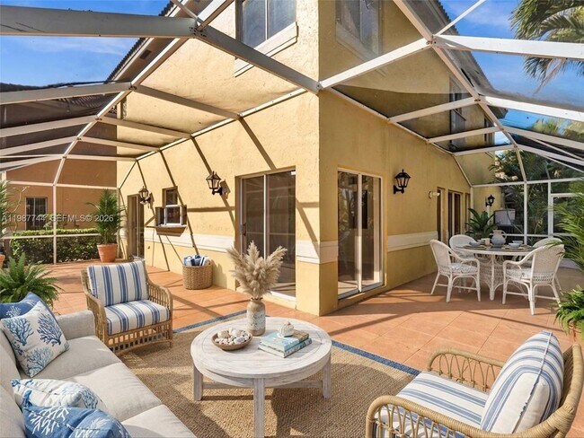 Building Photo - 11407 Lakeview Dr