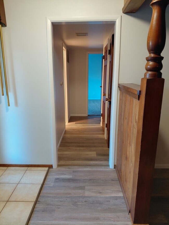 Building Photo - Silverdale Area Home