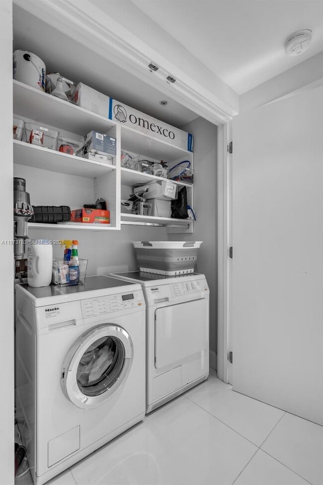 Building Photo - 6899 Collins Ave