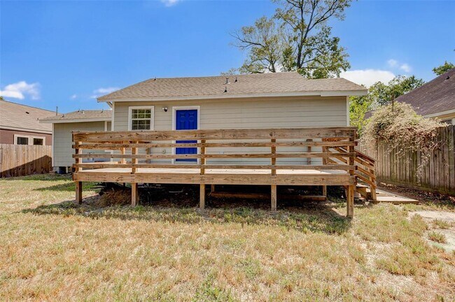 Building Photo - 8709 Knox St