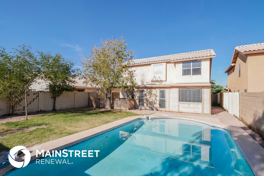 Building Photo - 12555 W Virginia Ave