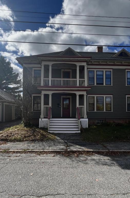 Building Photo - 105 Vale St