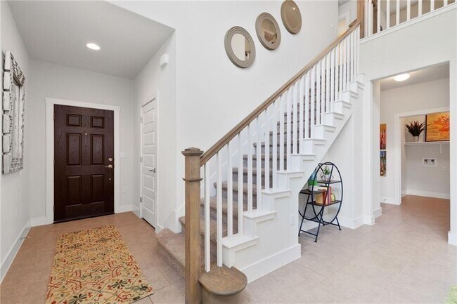 Building Photo - 9507 Gynerium Dr