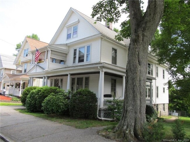 Primary Photo - 227 Olivia St