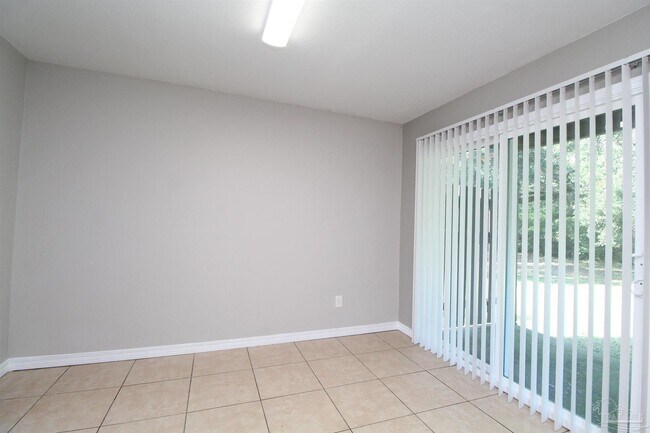 Building Photo - 720 Tumbleweed Trail