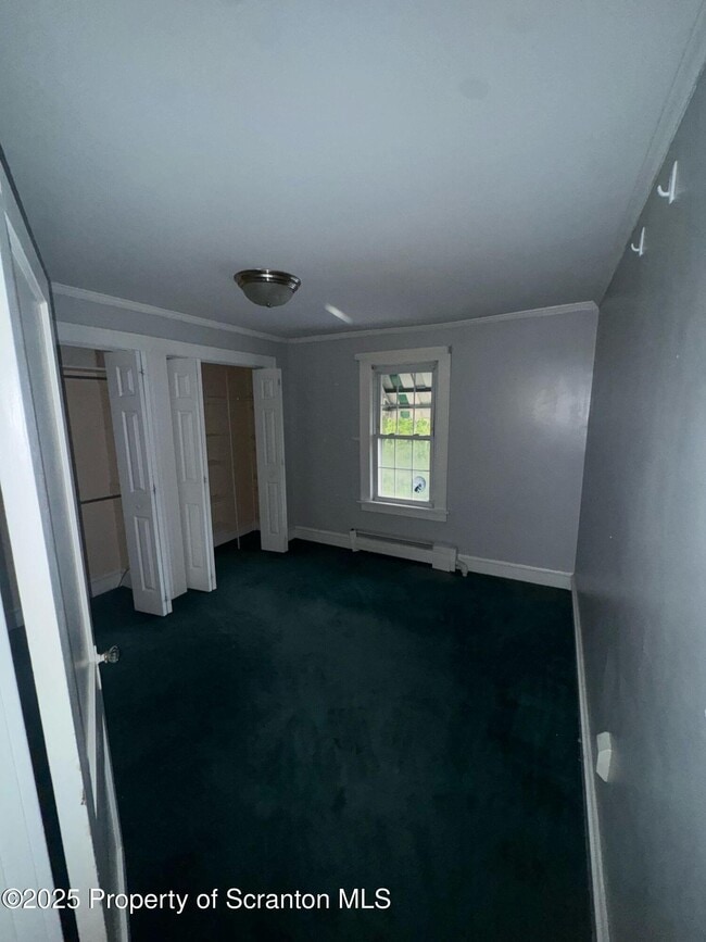 Building Photo - 908 Richmont St