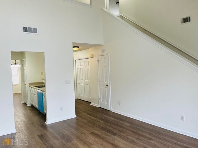 Building Photo - 4037 Ravenwood Ct