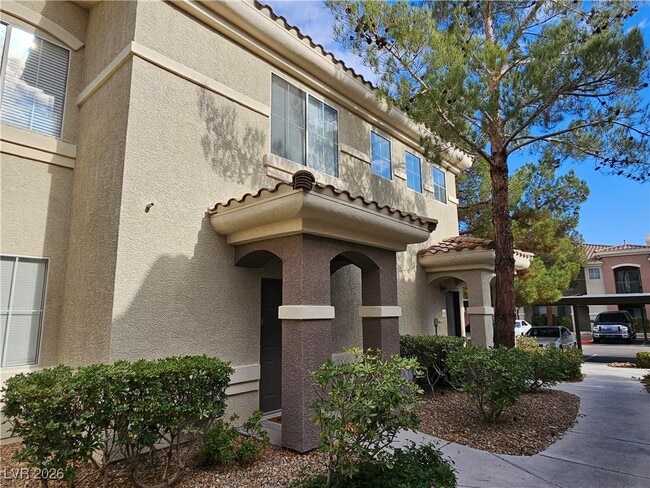 Building Photo - 9050 W Warm Springs Rd