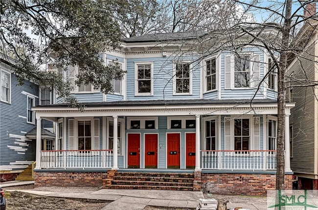 Building Photo - 520 E Waldburg St