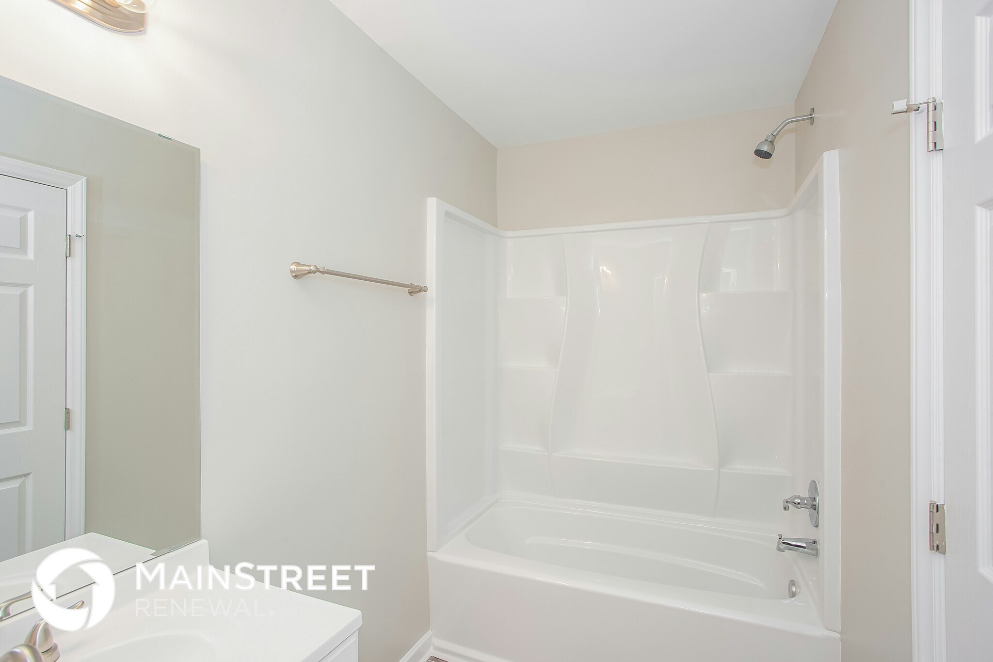 Building Photo - 10321 Roundhouse Cir