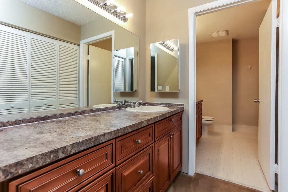 Building Photo - 80 Baytree Cir