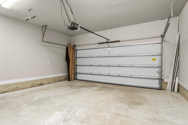 Building Photo - 29 Buddy Ln