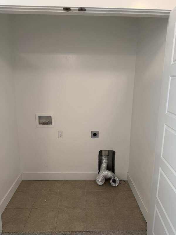 Building Photo - 1567 N 400 W