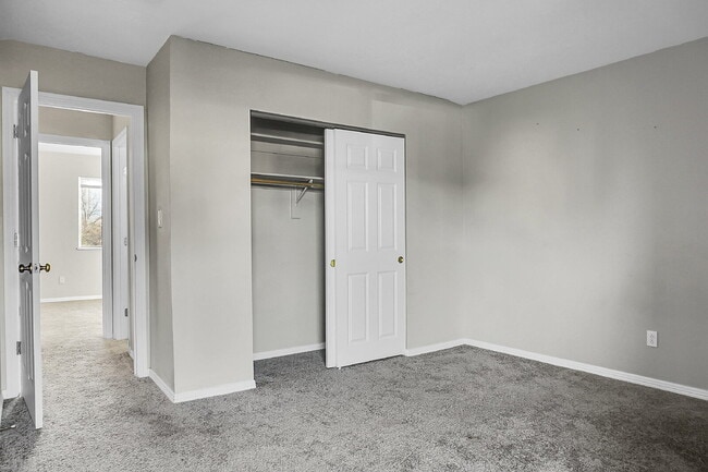 Building Photo - $1,745.95 -  2 Bed, 2 Bath Townhome in CO Springs with In Unit Laundry and Attached Garage!