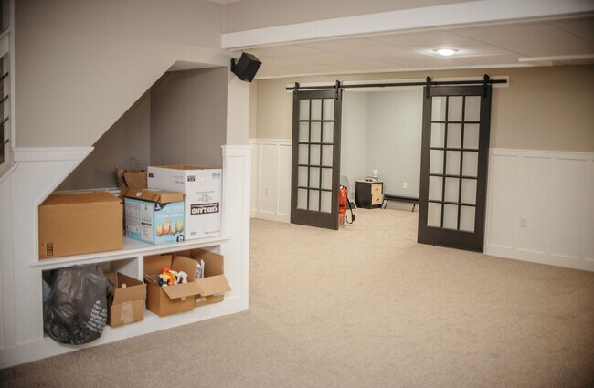 Building Photo - 20 Limestone Ln