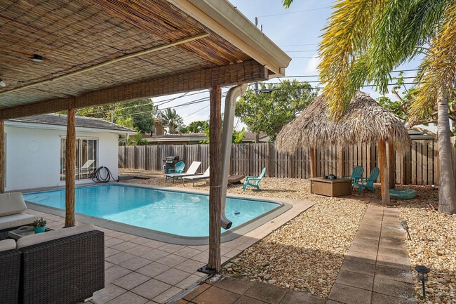 Building Photo - 3221 Spanish River Dr