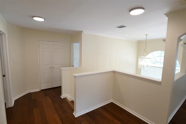 Building Photo - 23822 Hopewell Dr
