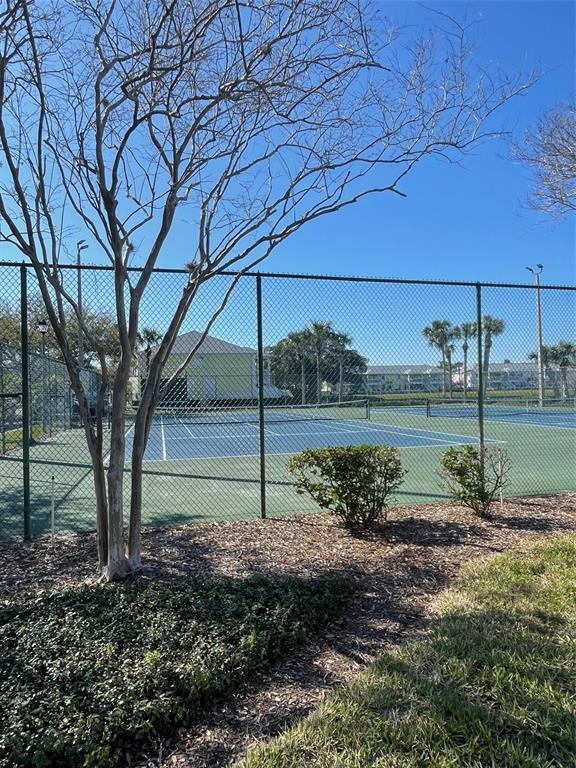 Building Photo - 249 Pompano Dr SE