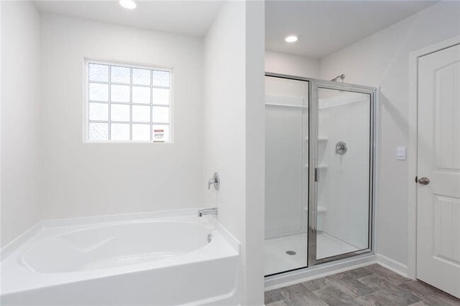 Building Photo - 77 Grv Spgs Ct