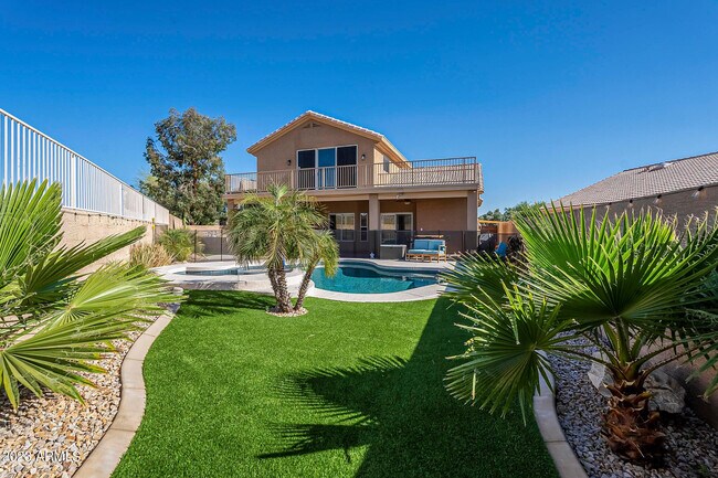 Building Photo - 10875 N 118th Way