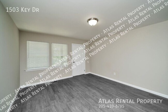 Building Photo - 1503 Key Dr