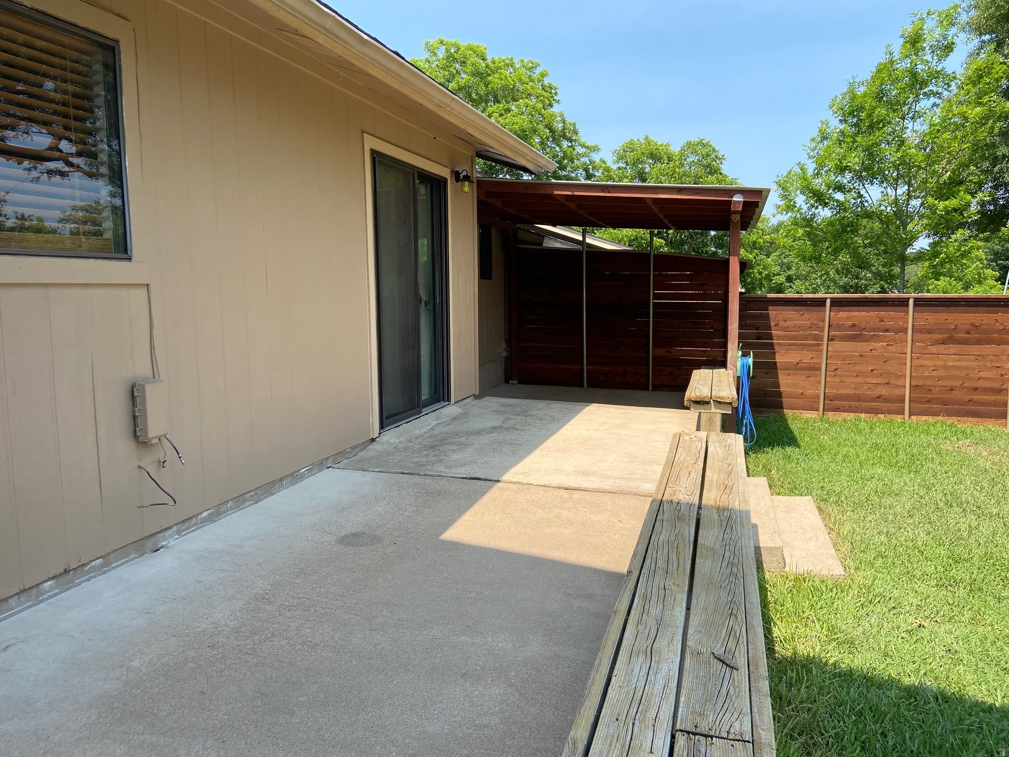 Building Photo - 702 Blackwell Ave