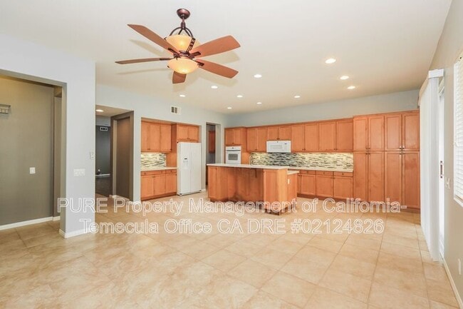 Building Photo - 38330 Highpointe Ln