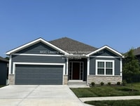 Building Photo - Location and Luxury Perfected in Parkville!