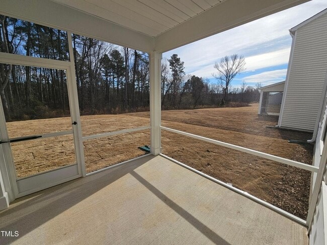 Building Photo - 469 Willard Wds Dr