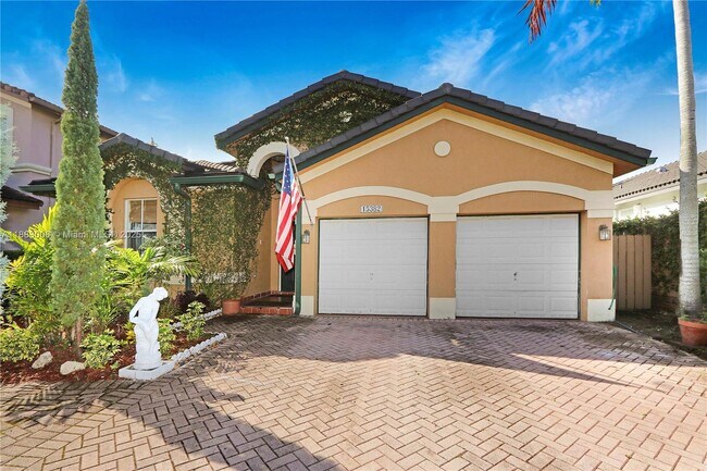 Building Photo - 15382 SW 16th Terrace