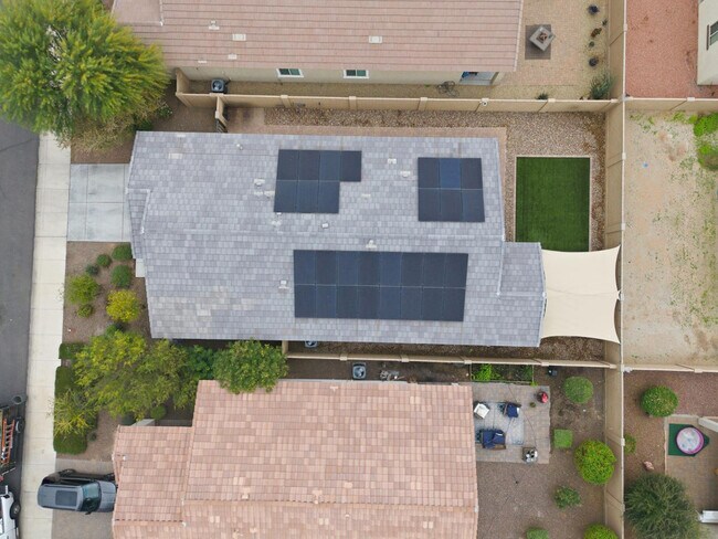 Building Photo - 21359 W Alvarado Rd