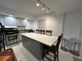 Building Photo - 107-2 Atlantic St