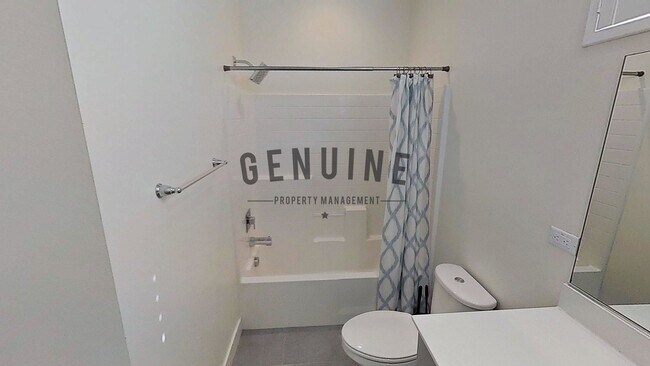Building Photo - Beautifully Furnished 3Bd 3.5Ba Condo in Costa Mesa