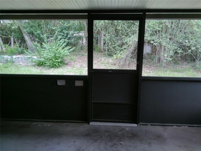 Building Photo - 717 Wright Ct