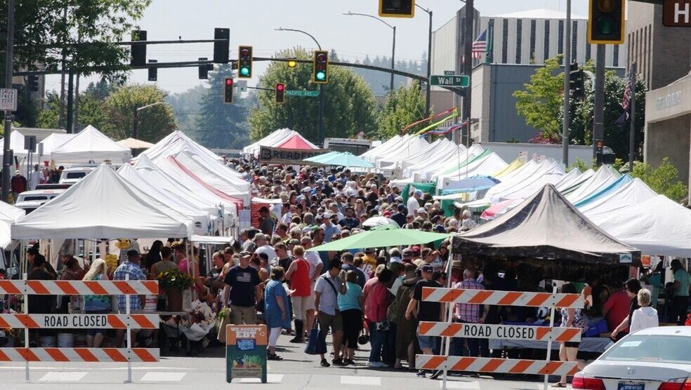 Building Photo - 1209 32nd St