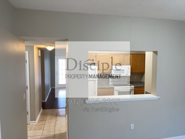 Building Photo - 22 E Dubois St