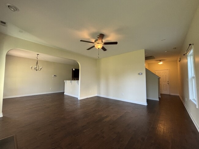 Building Photo - 5407 Nessee St