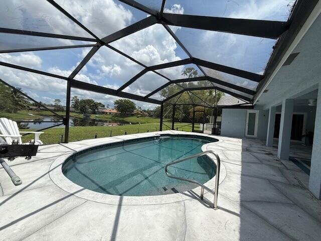 Building Photo - 847 Foresteria Ave