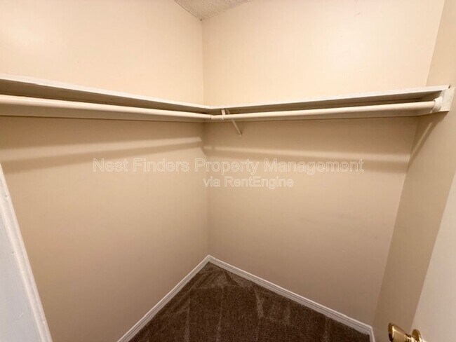 Building Photo - 10200 Belle Rive Blvd