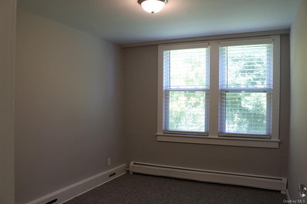 Building Photo - 2 Pelham Ave