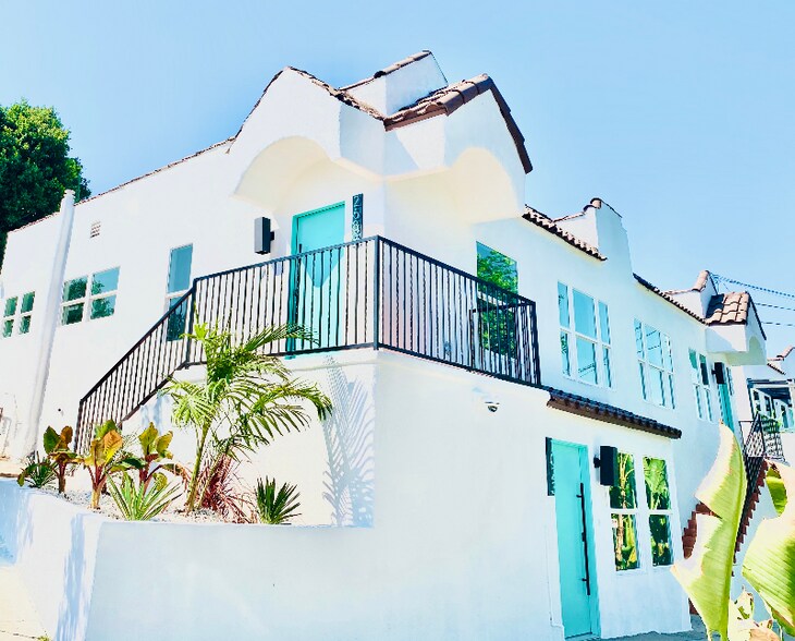 Building Photo - 1023 Tremont St