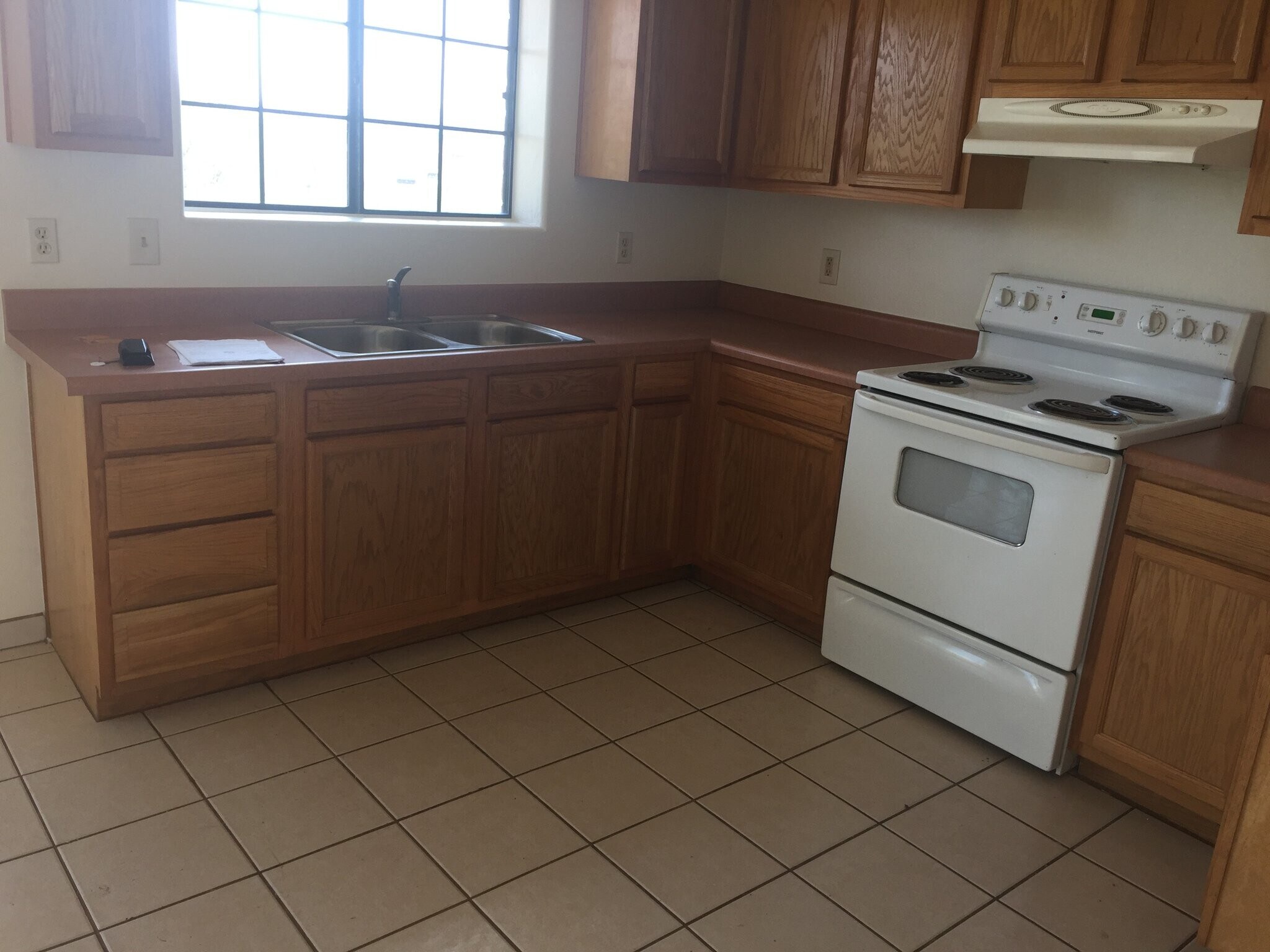 Building Photo - 226 Paseo Montura