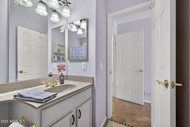 Building Photo - 1831 E Lindrick Dr